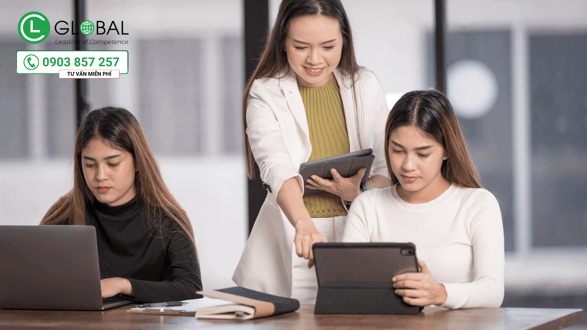 chuyên gia di trú Canada