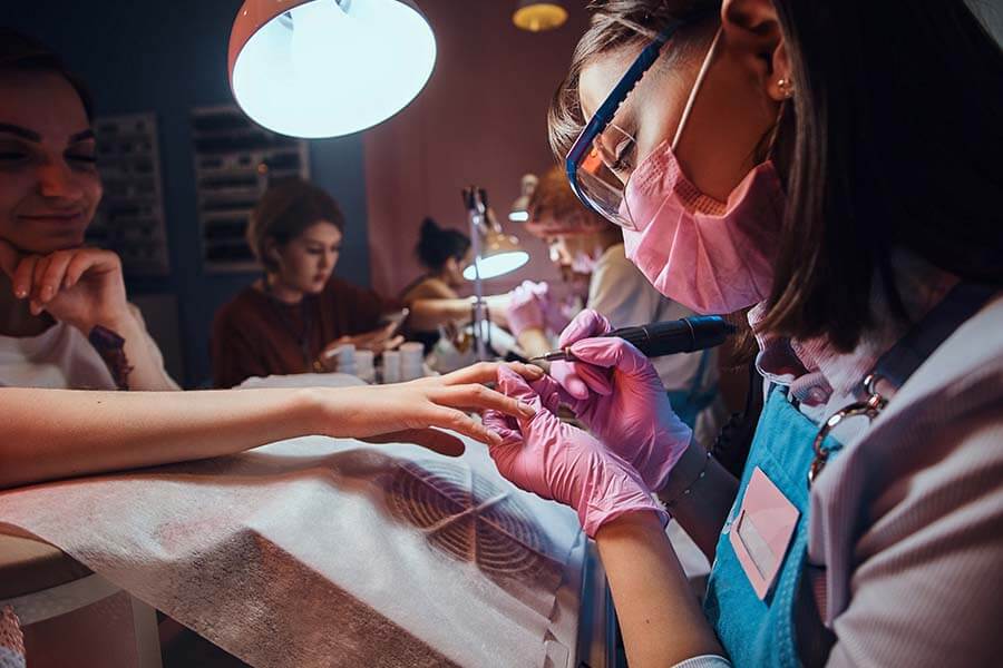 Ngành nail thuộc nghề có thị trường việc làm tại Canada lớn nhất năm 2023 L&C Global
